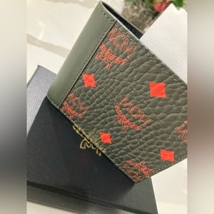 Mcm wallet